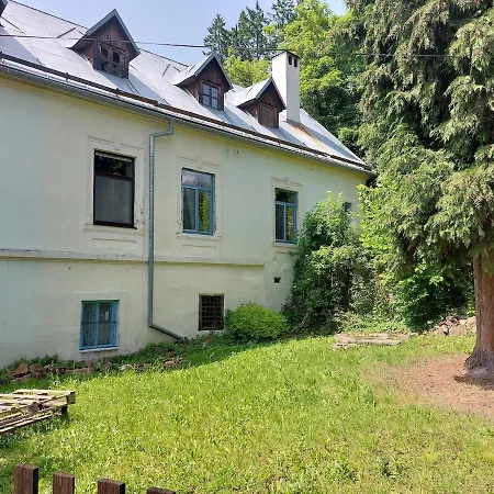 Utocisko V Historickom Byte V Stiavnici Apartman