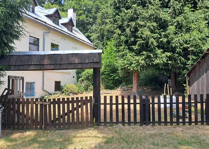 Utocisko V Historickom Byte V Stiavnici Banská Štiavnica
